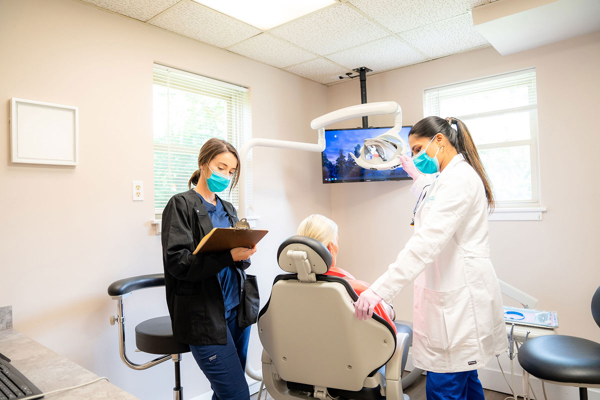 Dental implant treatment at Park Ridge Smile Center in Park Ridge, IL